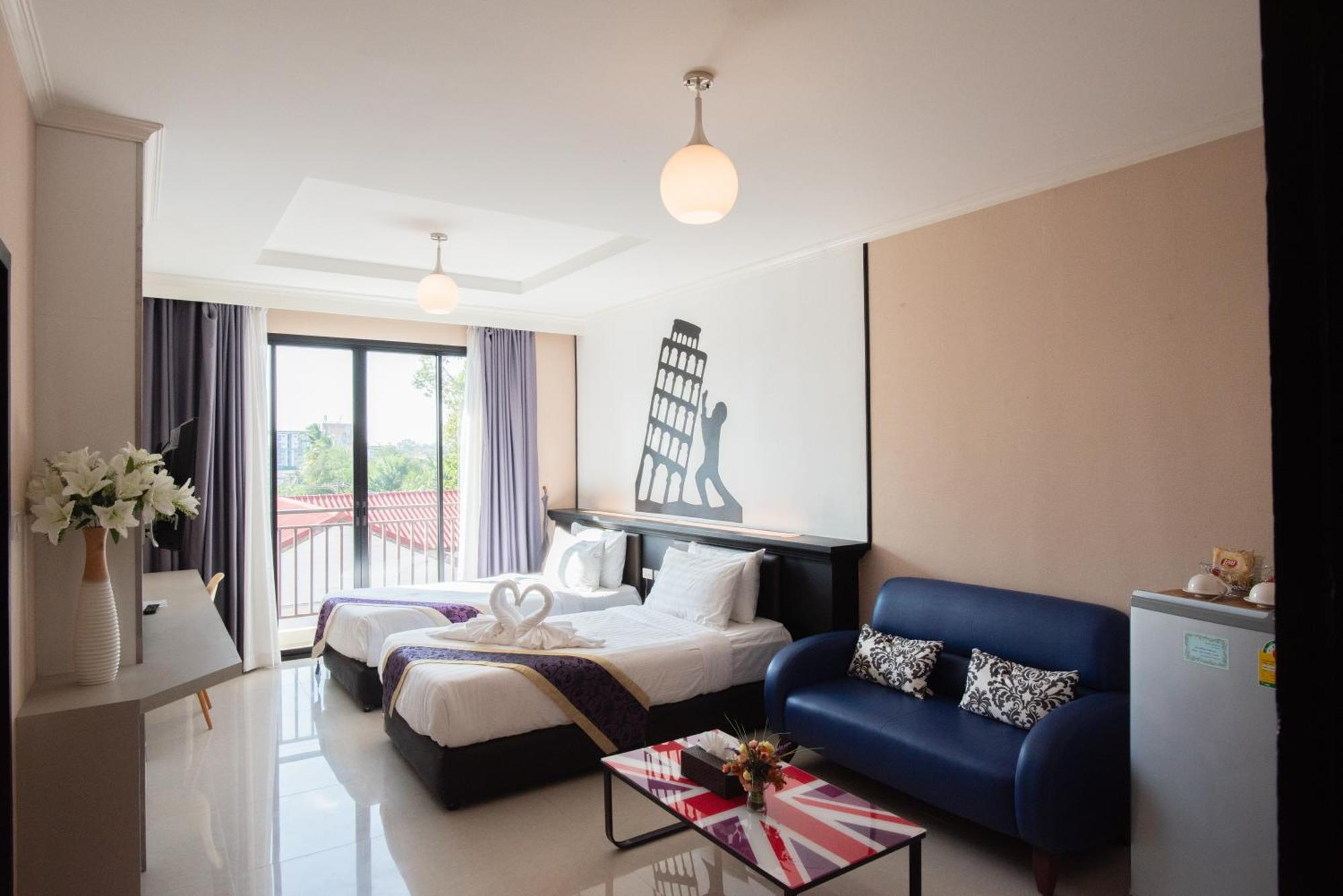 The Proud Hotel Ubon Ratchathani Esterno foto