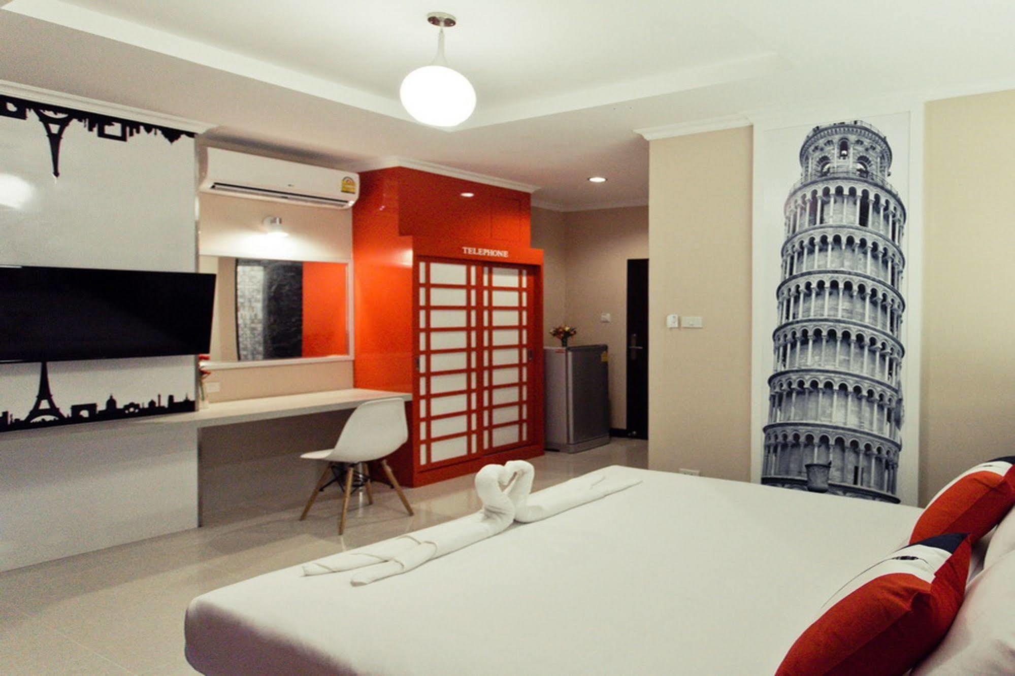 The Proud Hotel Ubon Ratchathani Esterno foto