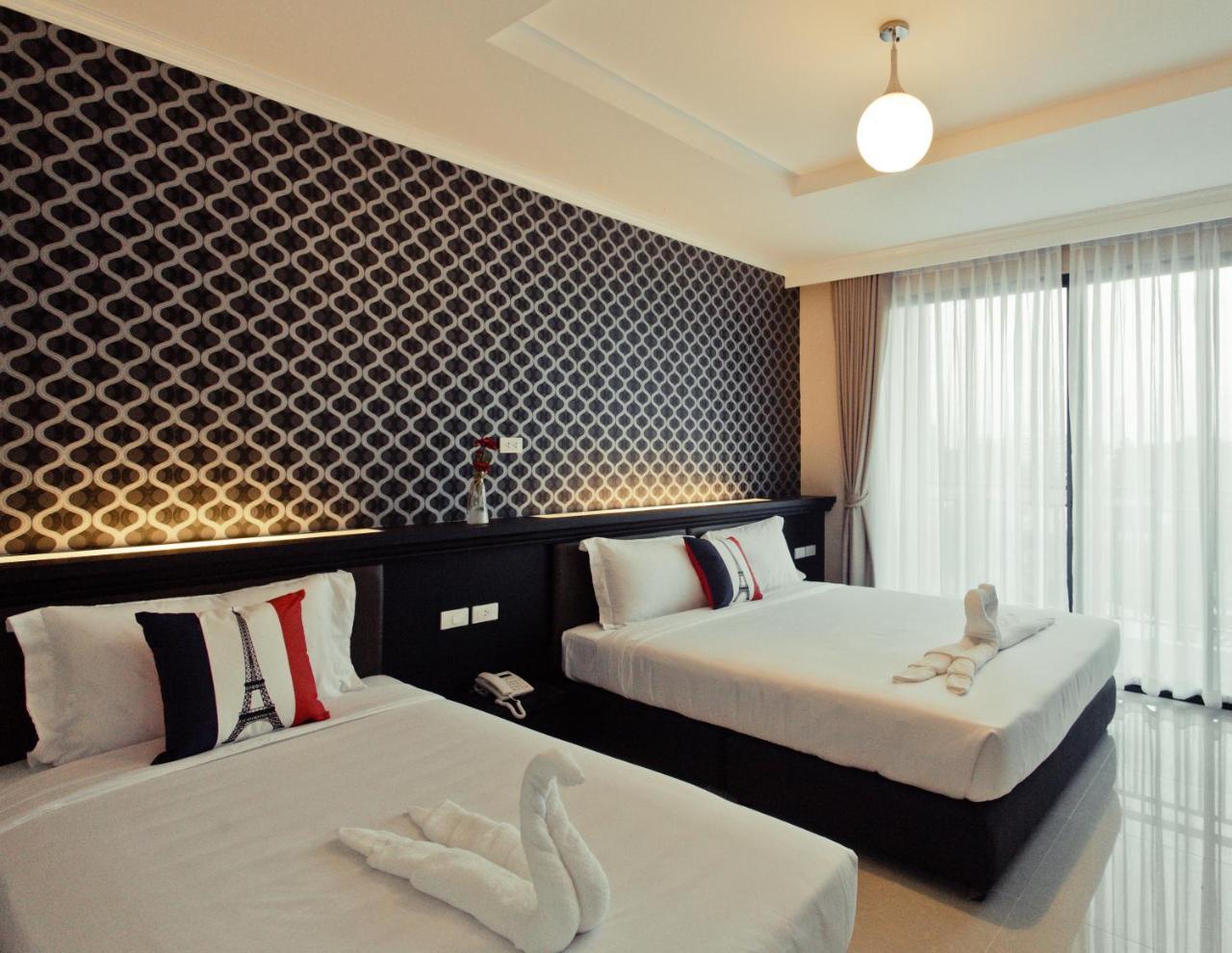 The Proud Hotel Ubon Ratchathani Esterno foto